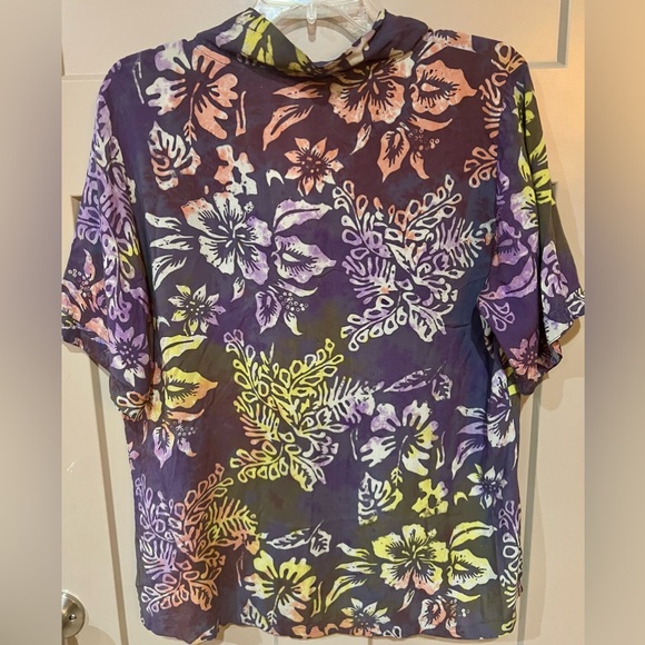Fun Summer Blouse - Picture 2 of 5